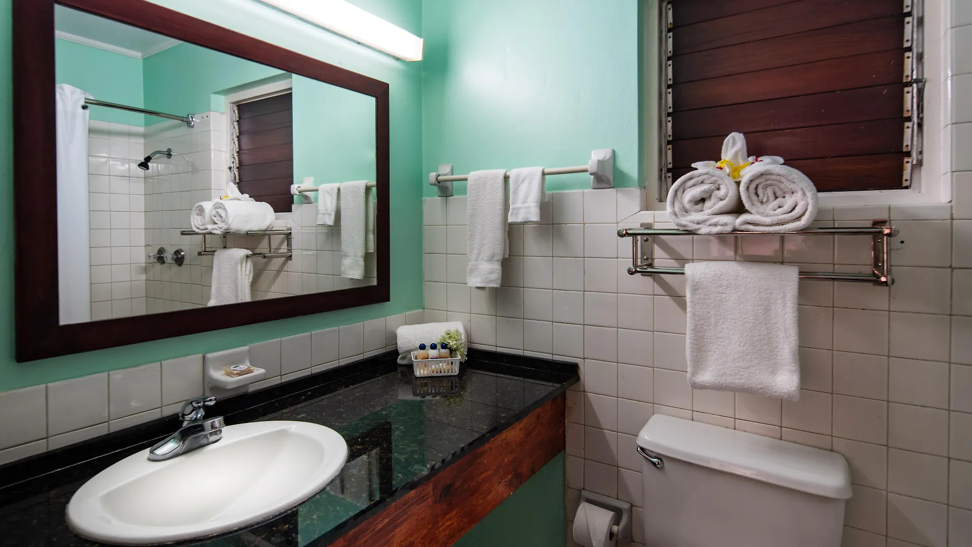 Toby'S Resort Montego Bay 3*,