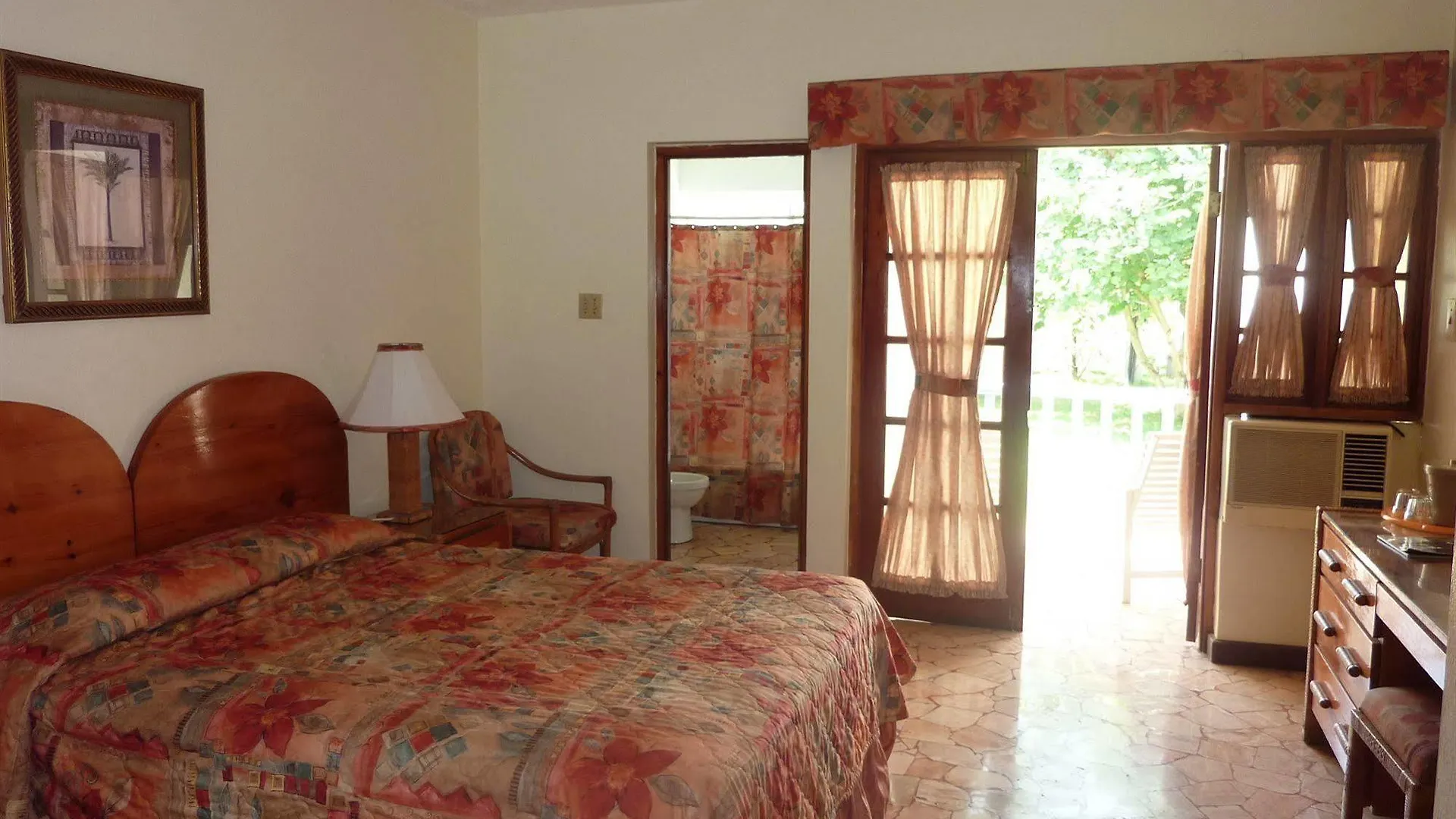 Toby'S Resort Montego Bay 3*,